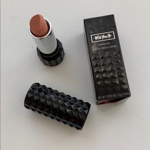 Kay von d lipstick in Agatha